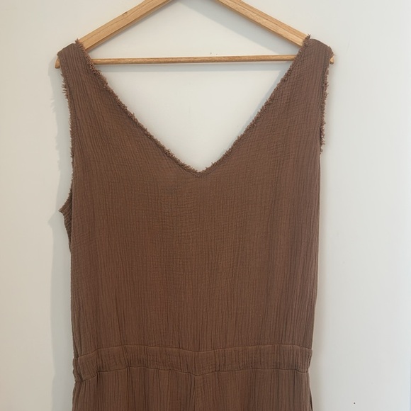 Flawless Martini Flight Sleeveless Jumpsuit Gauze 100% Cotton Tan Size M - Picture 9 of 17